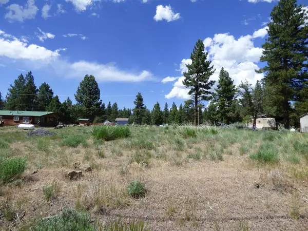 687-190 Hemlock Way, Susanville, CA 96130