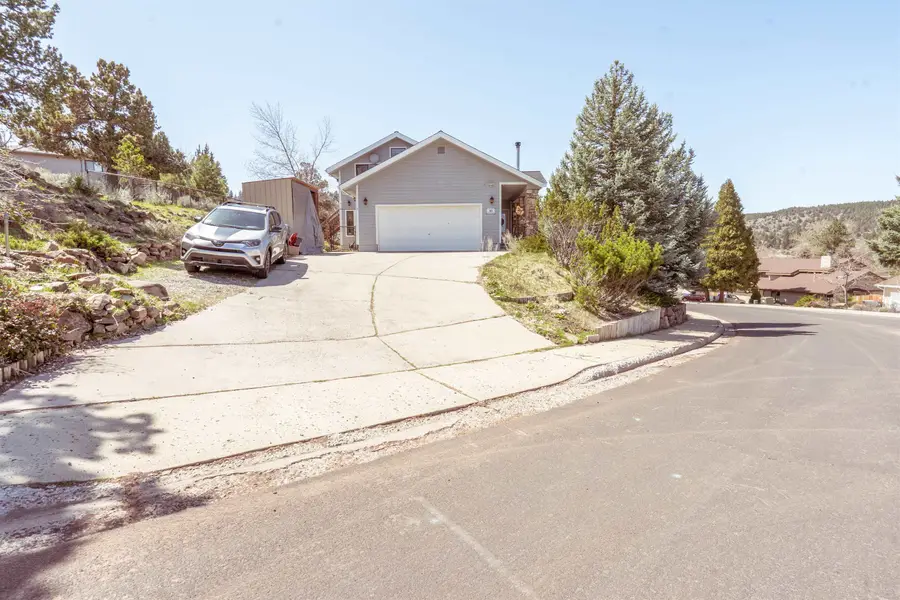40 Brookwood Dr, Susanville, CA 96130 - Image #3