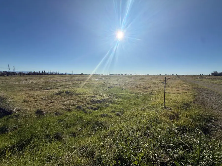 000 Live Oak Road, Red Bluff, CA 96808 - Image #2