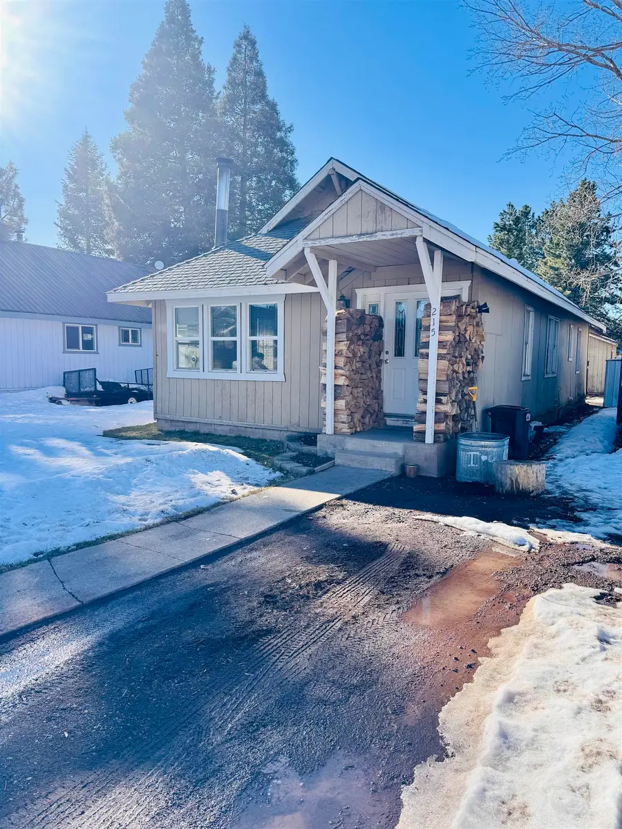 215 Elm Street, Westwood, CA 96137 - Image #2