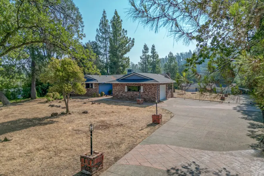 8947 Olney Park Drive, Redding, CA 96001 - #3