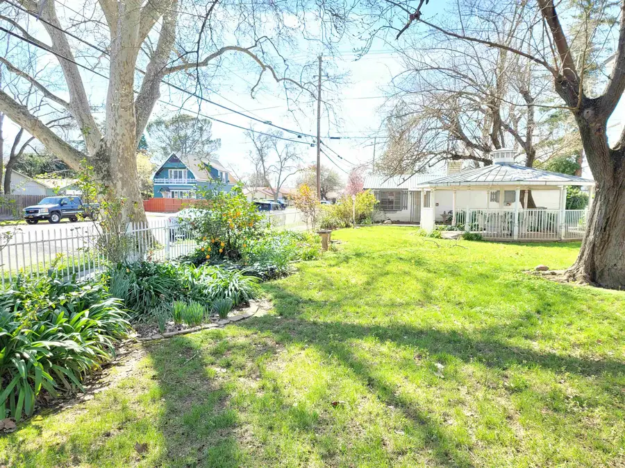 1313 Jackson Street, Red Bluff, CA 96080 - #3