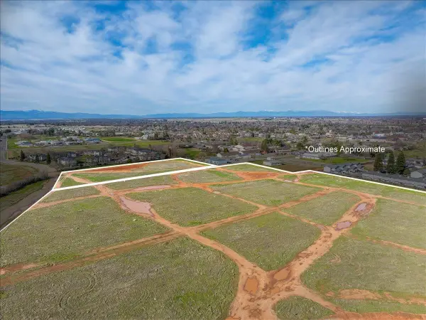 810 Vista Way, Red Bluff, CA 96080