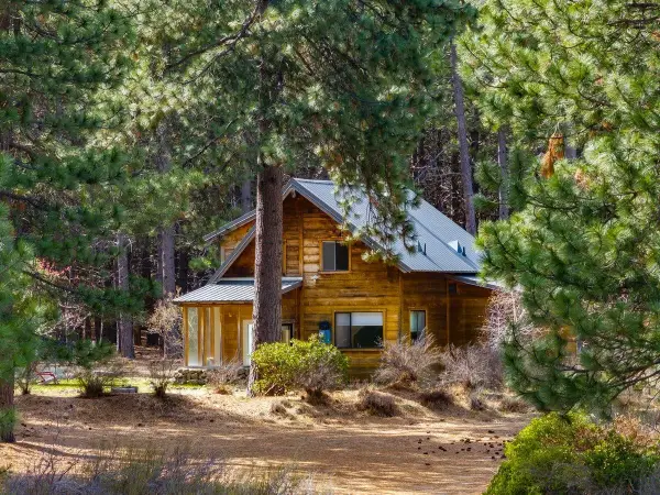 6809 Linville Dr, Weed, CA 96094