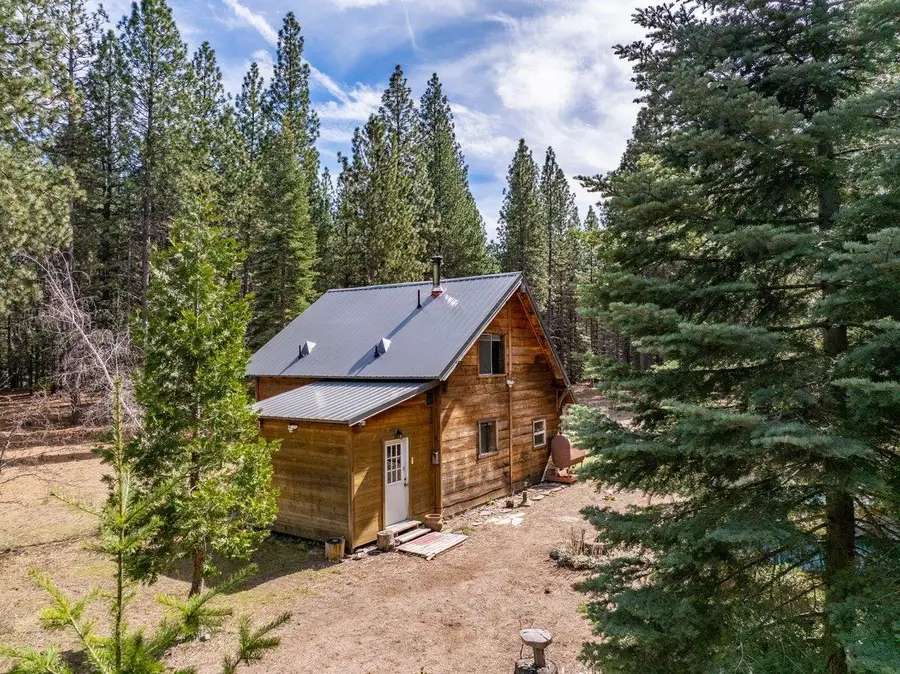 6809 Linville Dr, Weed, CA 96094 - #2