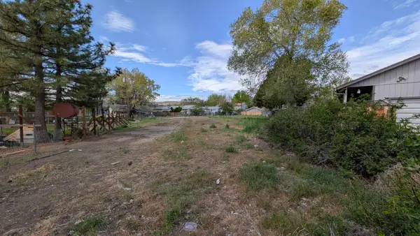 30 Upland Street, Susanville, CA 96130