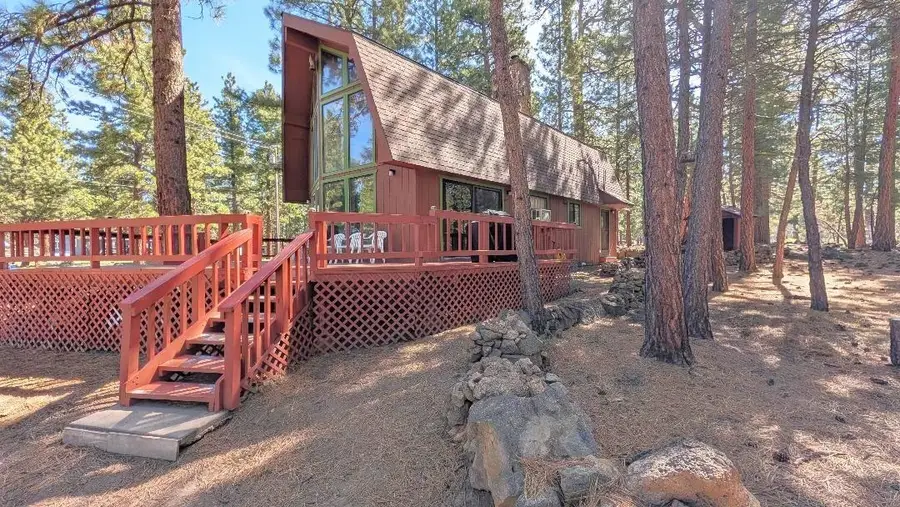 687-580 Maple Way, Susanville, CA 96130 - #2