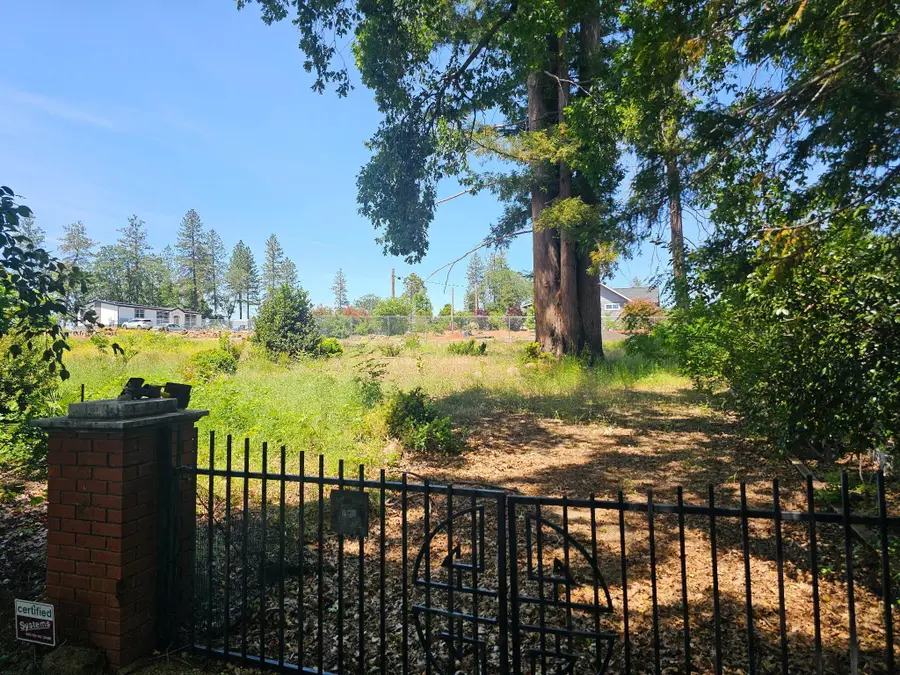 6241 Lind Ln, Paradise, CA 95969 - #2