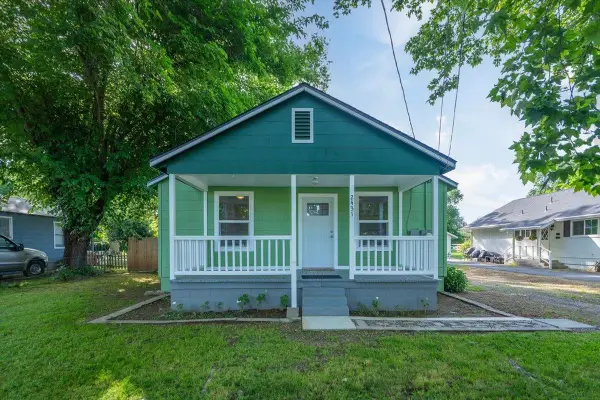 2431 Alexander Ave, Anderson, CA 96007