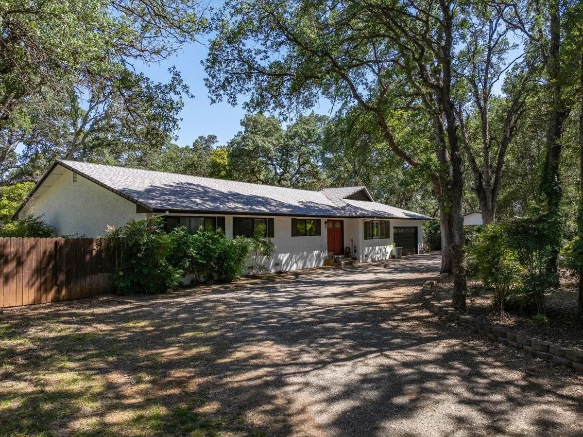 4060 Via Ventura, Red Bluff, CA 96080 - #1