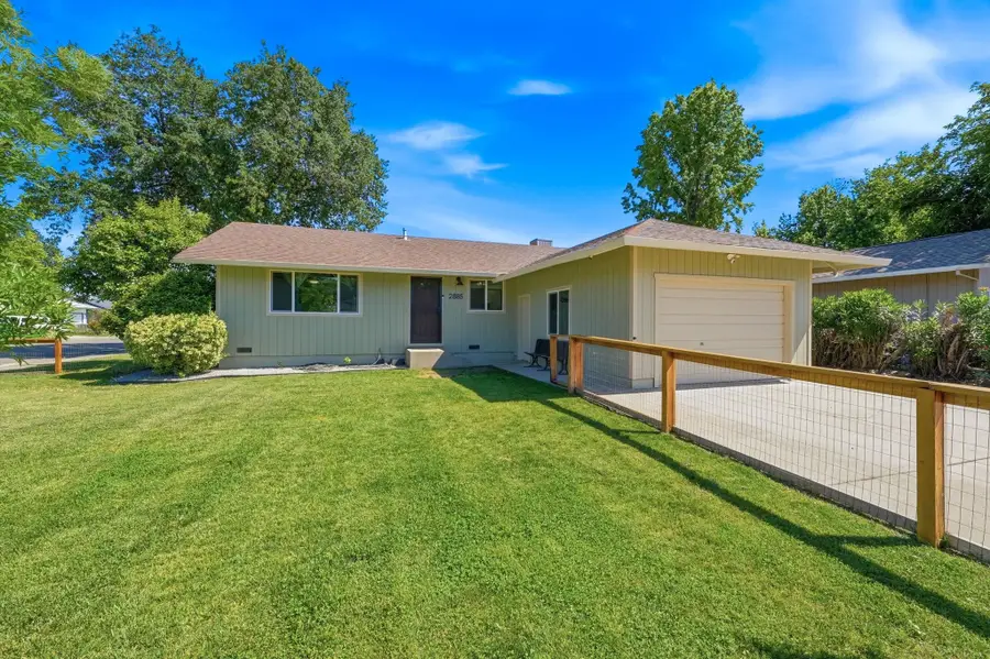 2885 Iris St, Anderson, CA 96007 - #3