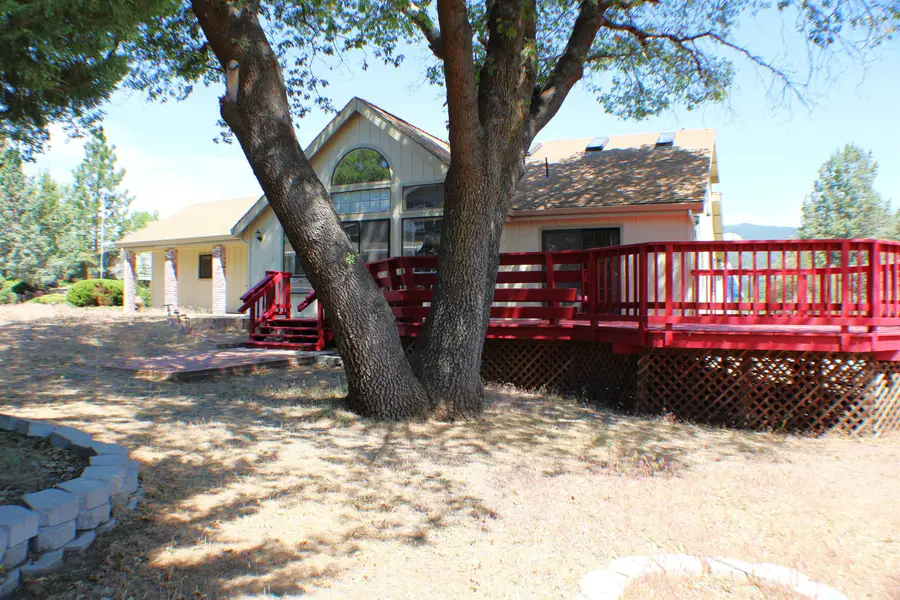 85 Brookwood Dr, Susanville, CA 96130 - #3