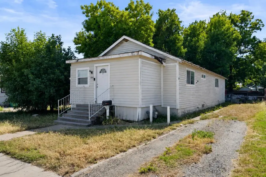 1220 5th Avenue, Corning, CA 96021 - #2