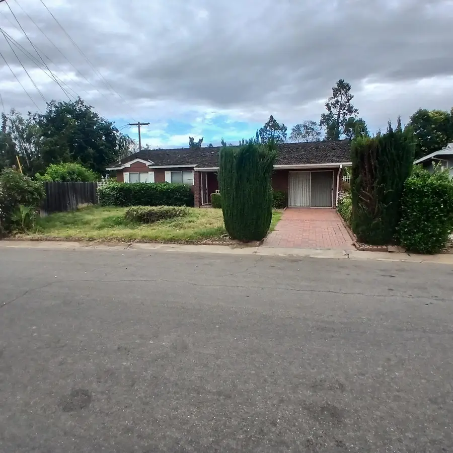 1212 Joseph St, Yuba City, CA 95993 - #2