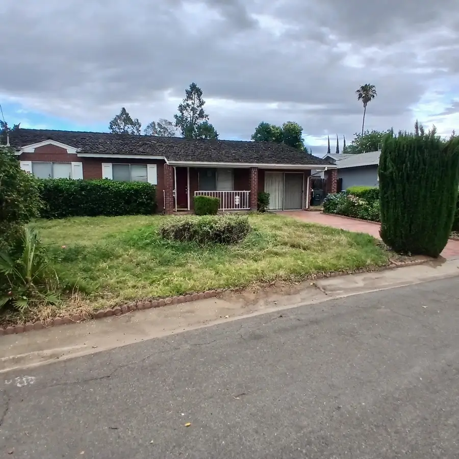1212 Joseph St, Yuba City, CA 95993 - #3