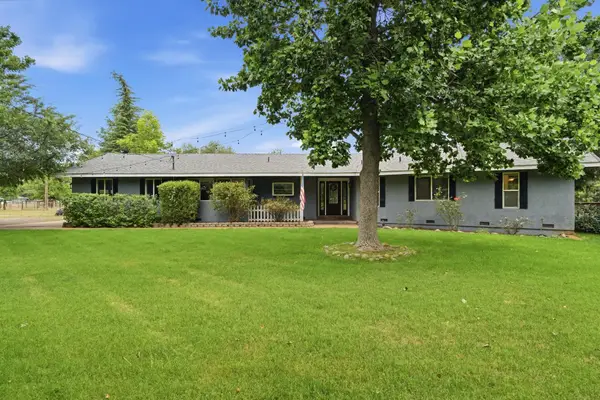8567 Winona Way, Redding, CA 96002