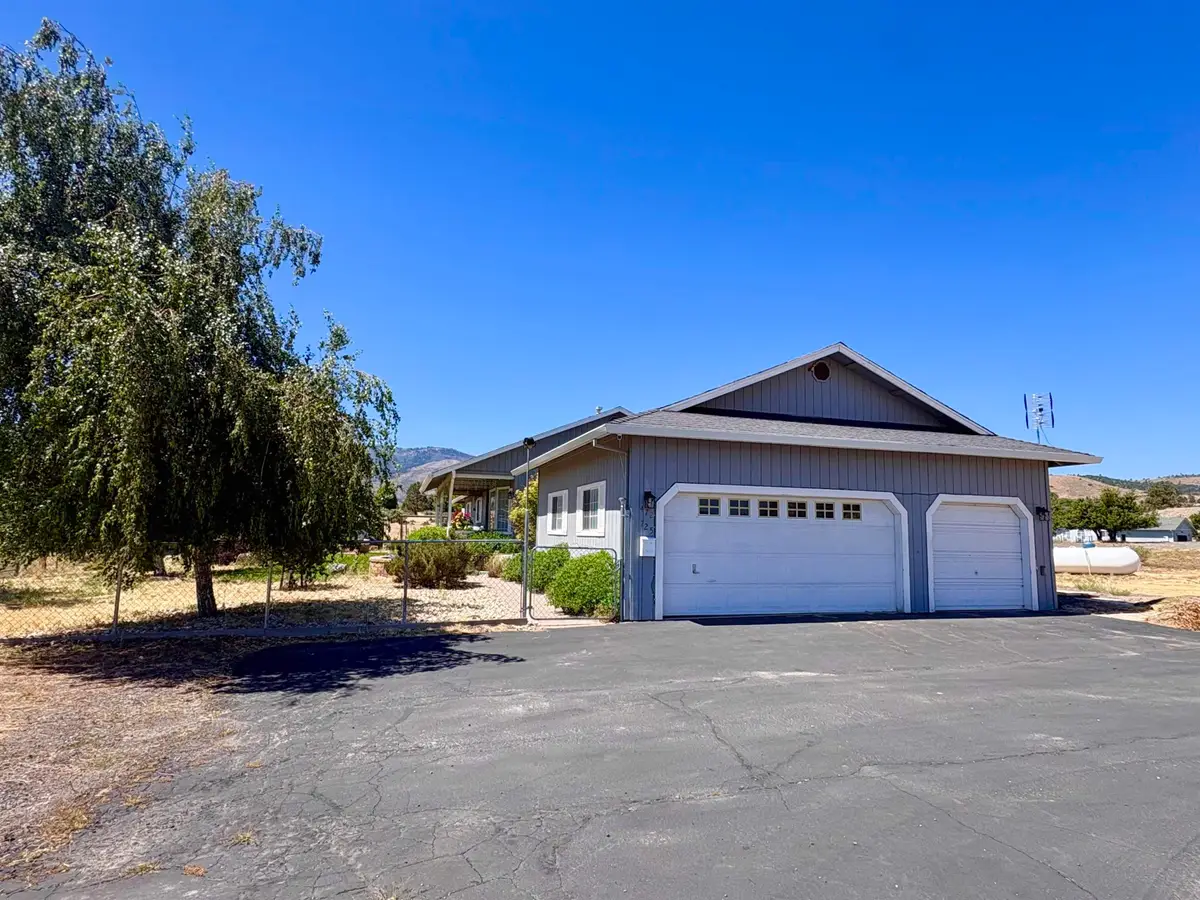 472-725 Josie Way, Susanville, CA 96130 - #1