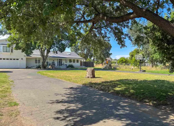 23260 Hogsback Road, Red Bluff, CA 96080