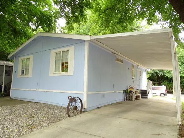 11705 Parey Avenue, Red Bluff, CA 96080