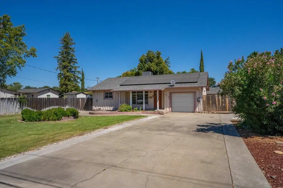 818 Olive Street, Red Bluff, CA 96080 - #2