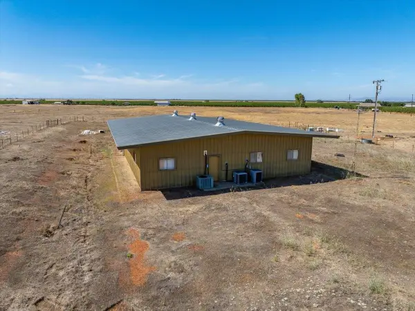 Address Withheld By Seller, Corning, CA 96021