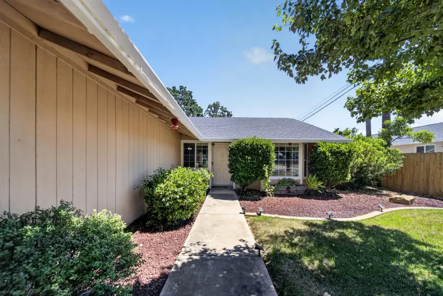 21913 Chimney Rock Drive, Cottonwood, CA 96022 - #3