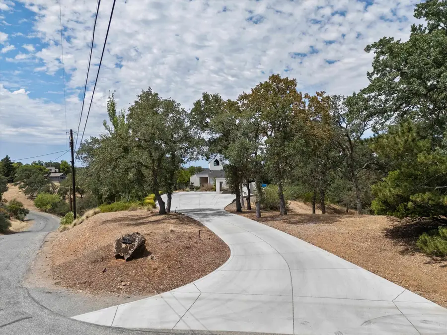 14530 Oak Meadow Drive, Red Bluff, CA 96080 - #2