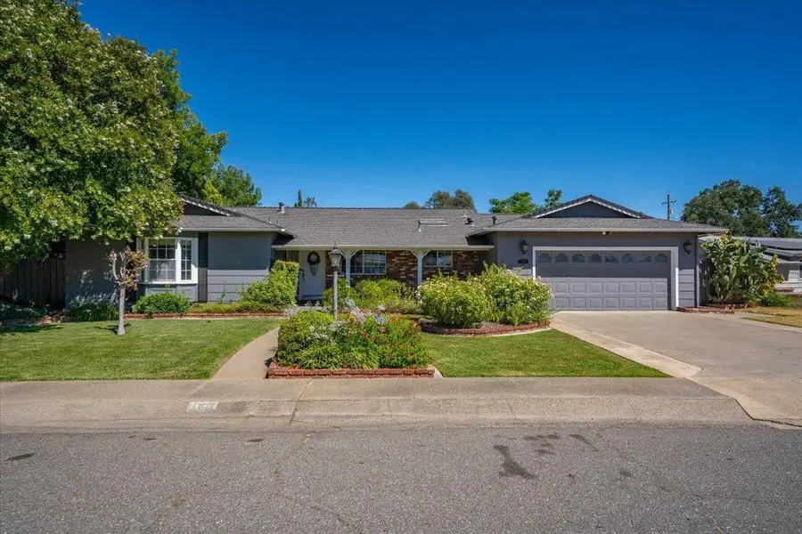 1566 Robinson Drive, Red Bluff, CA 96080 - #2