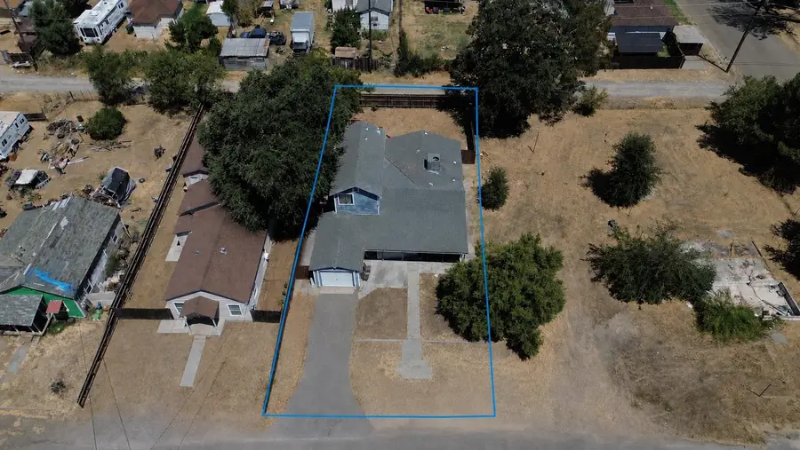 1910 Grant Avenue, Corning, CA 96021 - #2