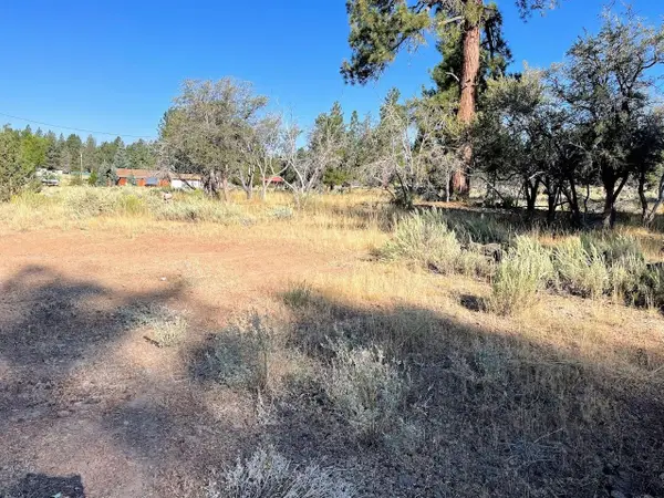 687-305 Juniper Way, Susanville, CA 96130