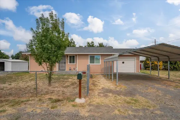 102 Ventura, Gerber, CA 96035