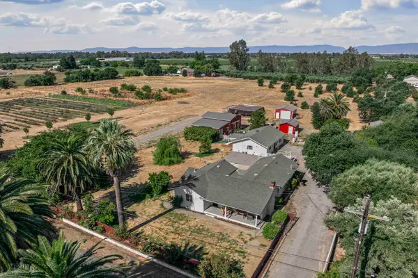 3911 Columbia Avenue, Corning, CA 96021