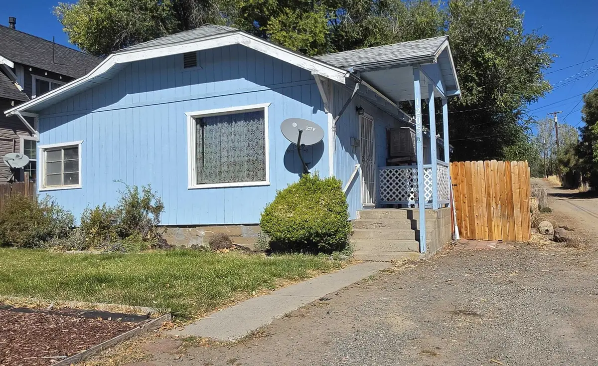 1205 Modoc St, Susanville, CA 96130 - #1