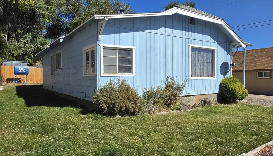 1205 Modoc St, Susanville, CA 96130 - #2