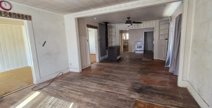 1205 Modoc St, Susanville, CA 96130 - #3
