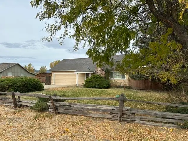 699-985 Sierra Rd, Susanville, CA 96130 - #2