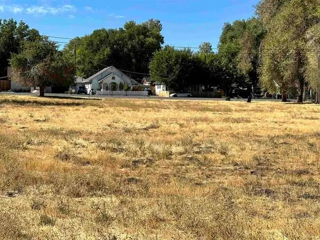 2455 S Laurel Way, Susanville, CA 96130 - #2