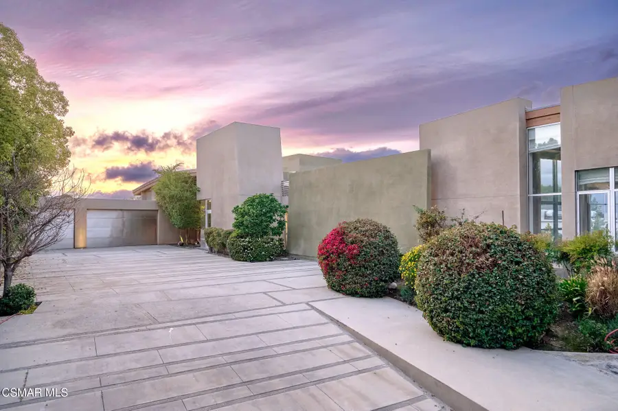 3681 Alomar, Sherman Oaks, CA 91423 - Image #2