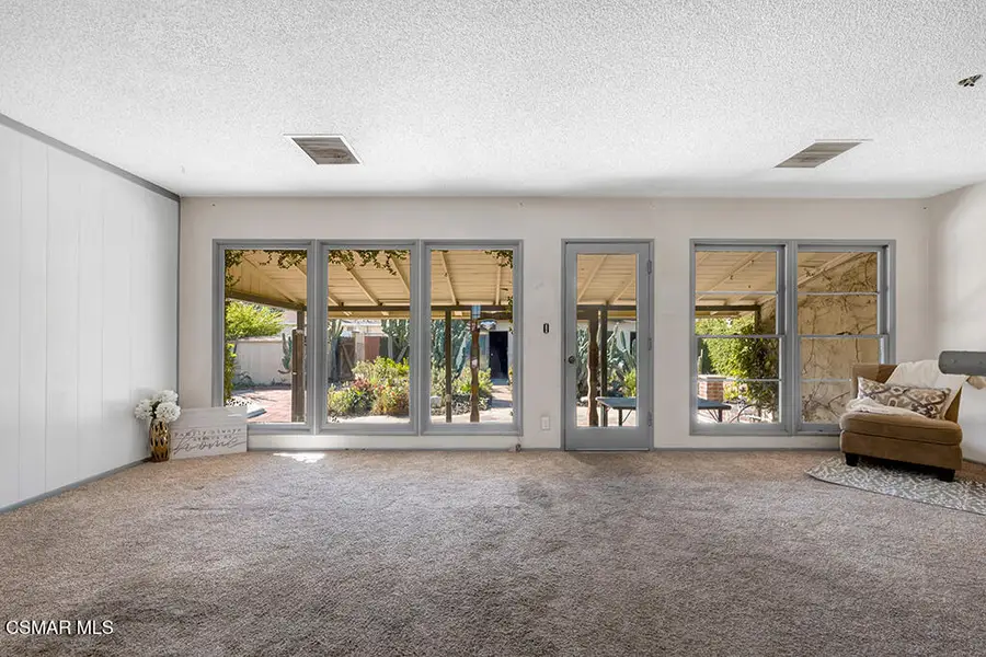 7639 Whitsett, North Hollywood, CA 91605 - Image #3