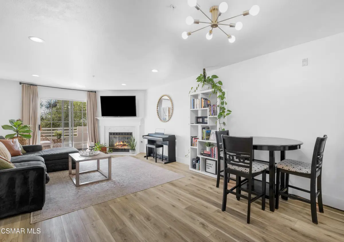 2713 Antonio, Camarillo, CA 93010 - Image #1