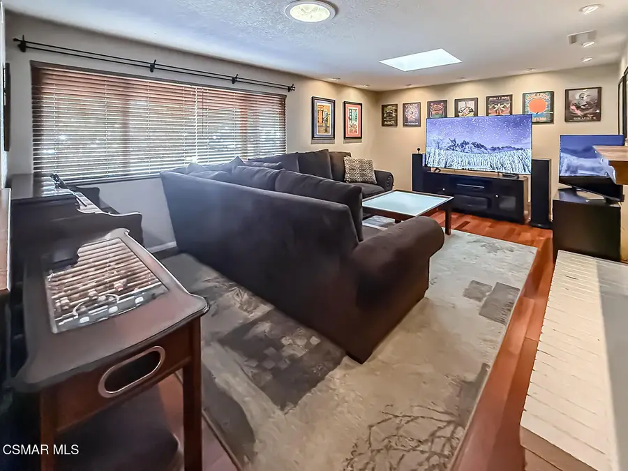 166 Whitworth, Thousand Oaks, CA 91360 - Image #3