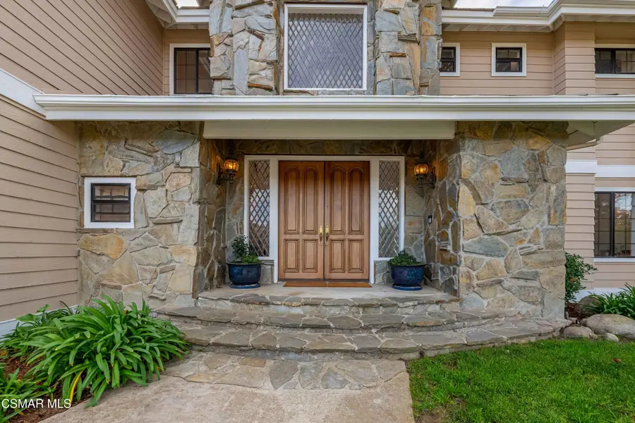 11300 Highridge, Camarillo, CA 93012 - Image #2