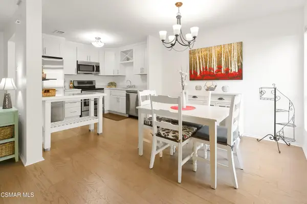 286 Oakleaf, Thousand Oaks, CA 91360