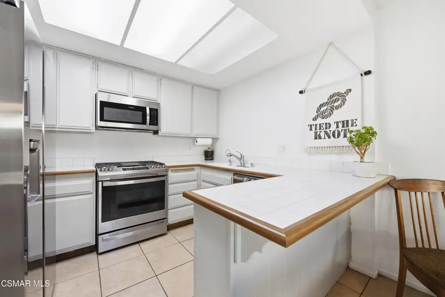 7029 Flicker, San Buenaventura Ventura, CA 93003 - Image #2