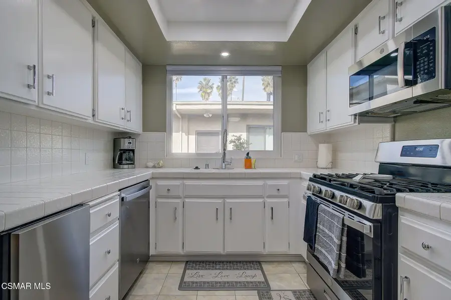 17522 Sherman, Van Nuys, CA 91406 - Image #2