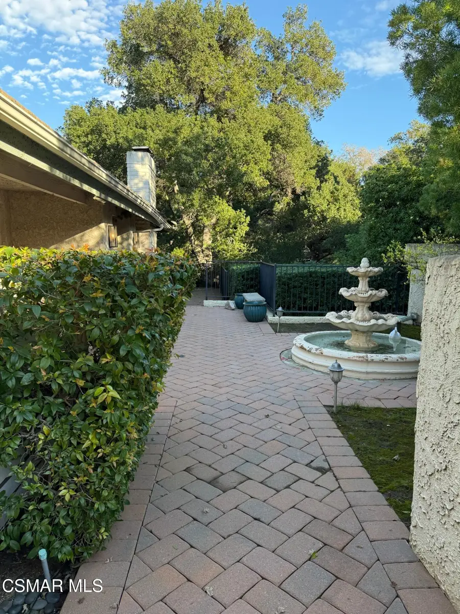 1708 Royal St George, Westlake Village, CA 91362 - Image #2