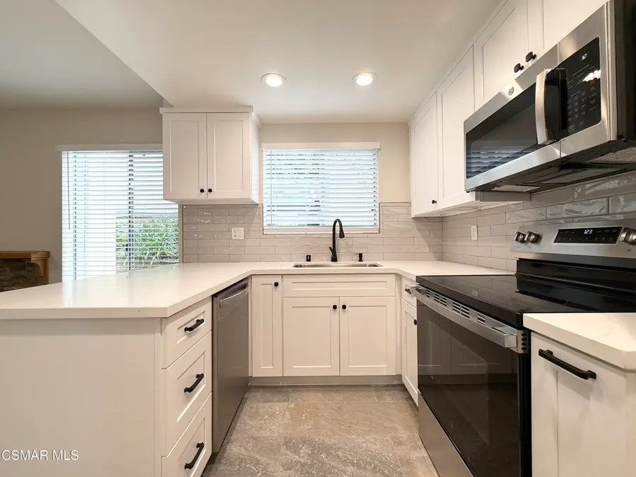 224 Oakleaf, Thousand Oaks, CA 91360 - #3