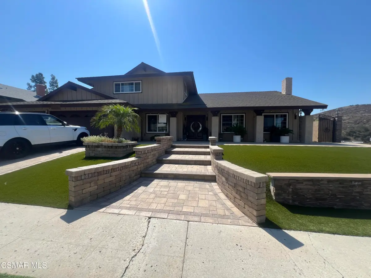 334 W Avenida De Las Flores, Thousand Oaks, CA 91360 - Image #1