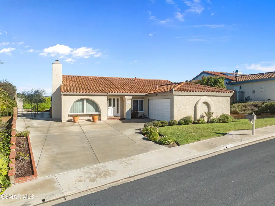 675 Whispering Oaks, Newbury Park, CA 91320 - Image #2