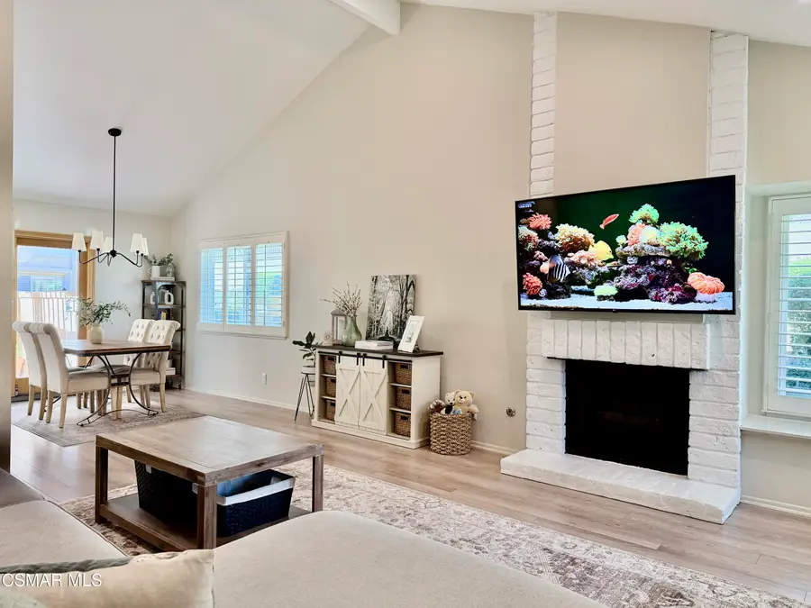 323 Sprucewood, Oak Park, CA 91377 - #2